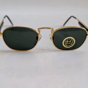NWT Vintage 90's Rectangle Metal Designer Sport Sunglasses (S. Gold)